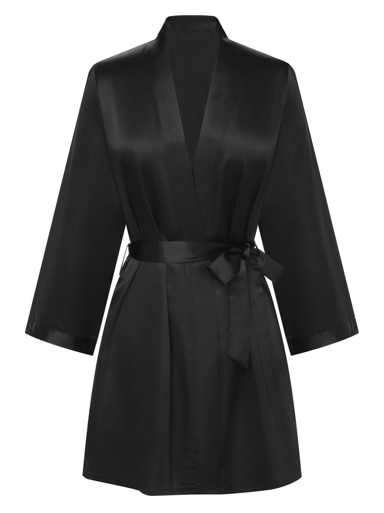 Peignoirs courts en faux satin noire des années 1970