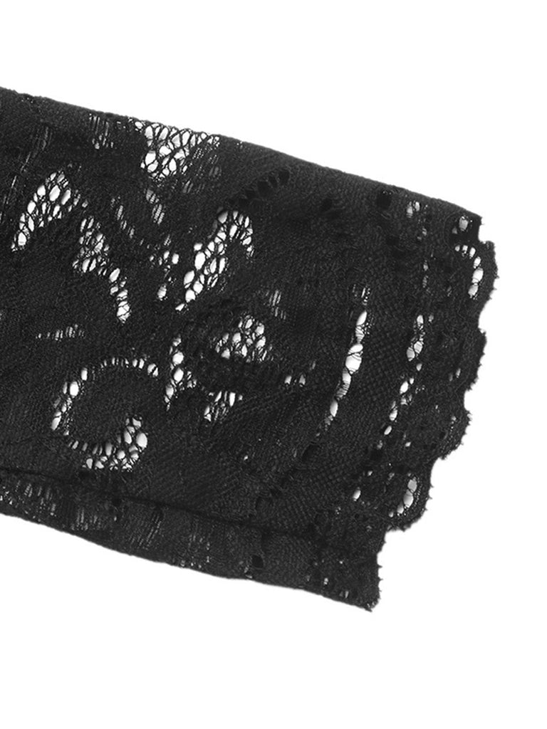 Combinaison noire en dentelle à col V, manches longues et jambes larges Années 1950 - 6