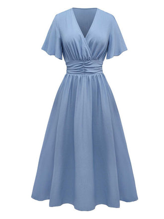 Robe manches volants froncée fendue col V uni des années 1940