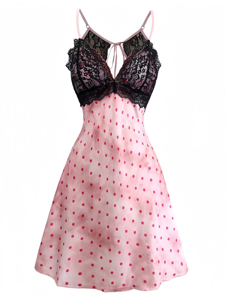 Nuisette dos nu en satin rose à pois et bordure en dentelle années 1940