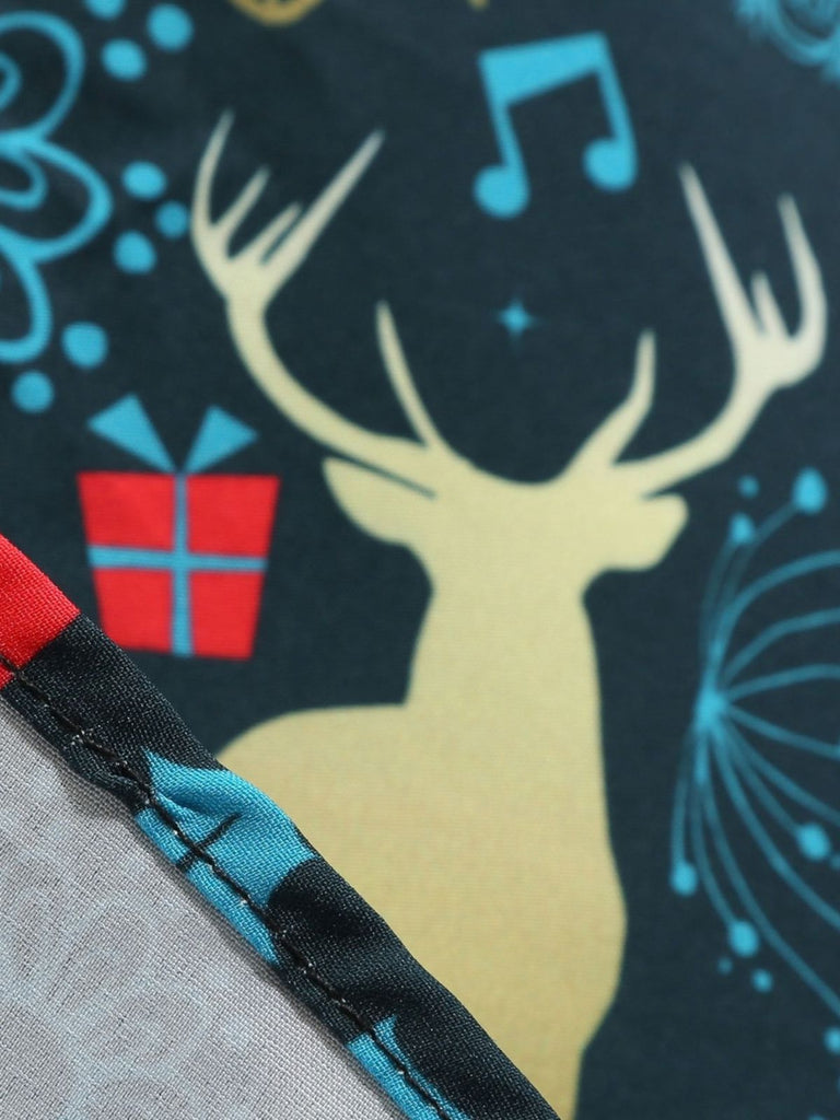 Robe Évasée Multicolore à Imprimé de Noël et Encolure Festonnée Années 1950 - 4
