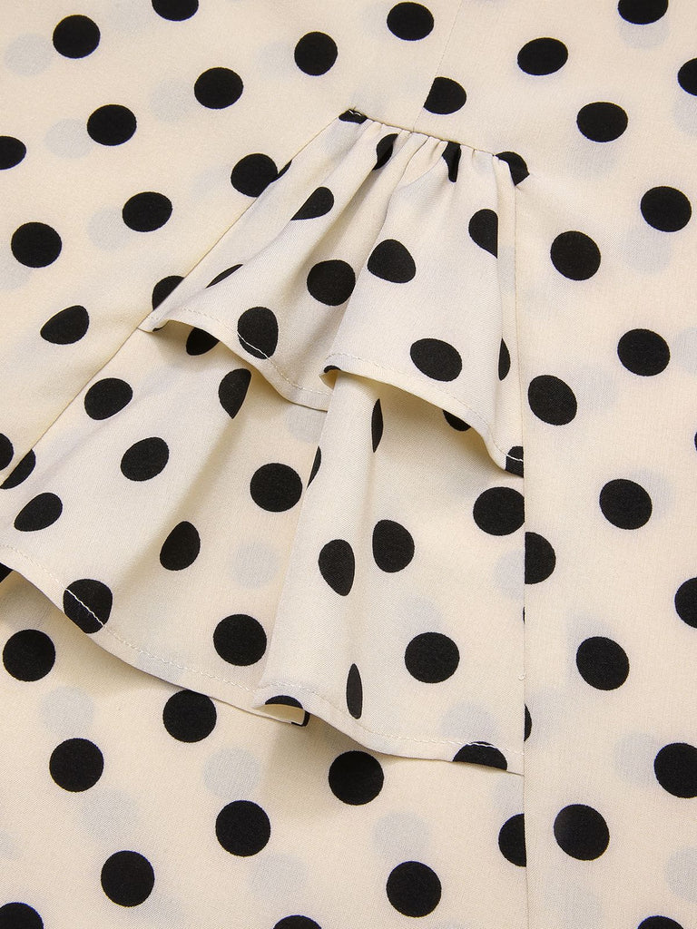 Robe rose pois col carré et manches bouffantes années 1960