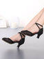 talons hauts style vintage évider